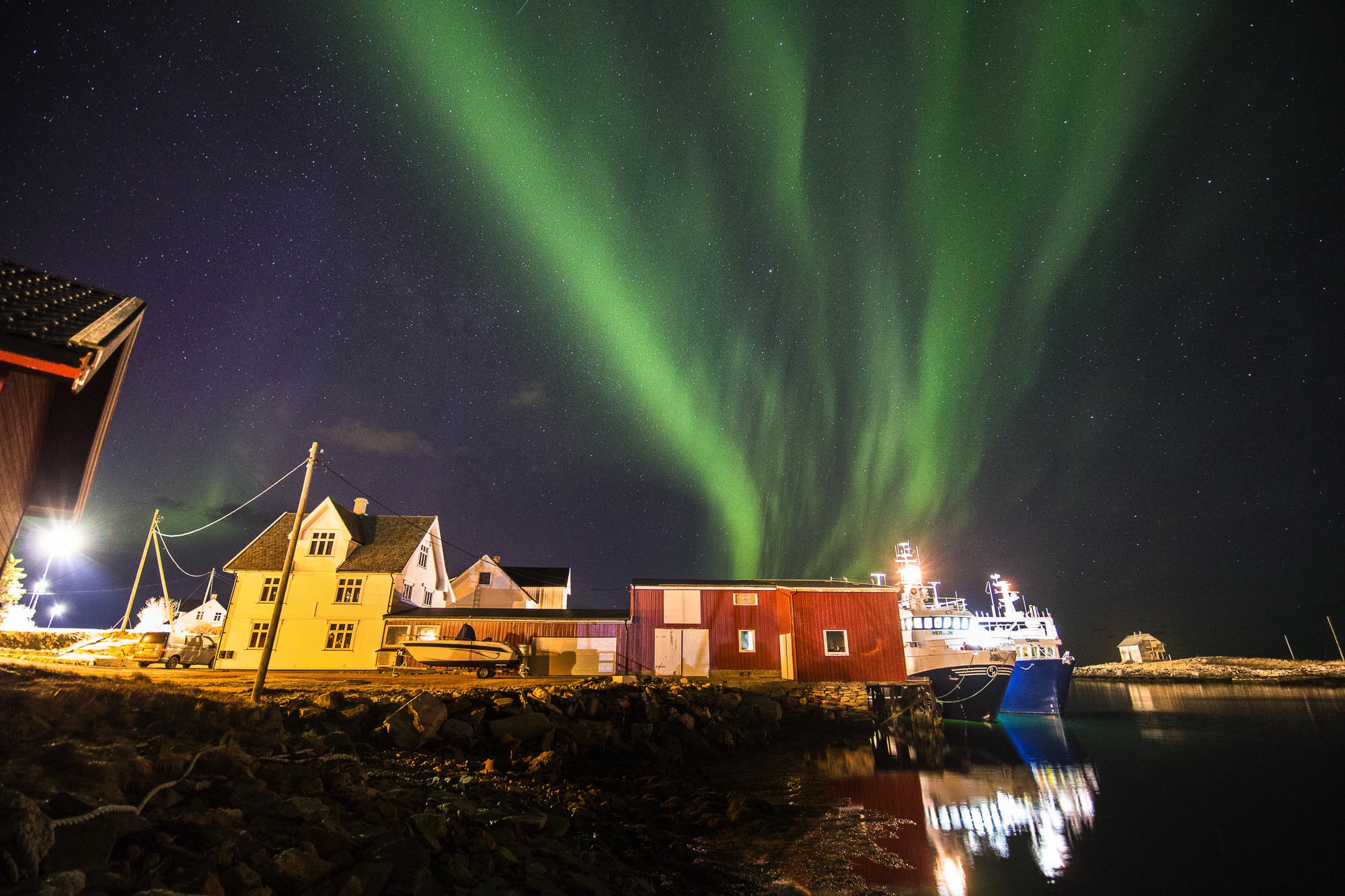 lofoten northern lights church