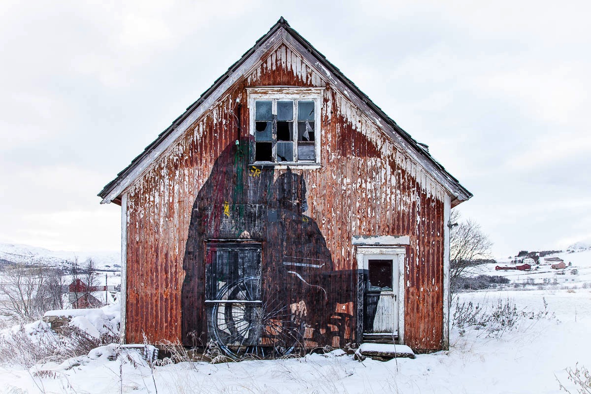 lofoten streetart pobel