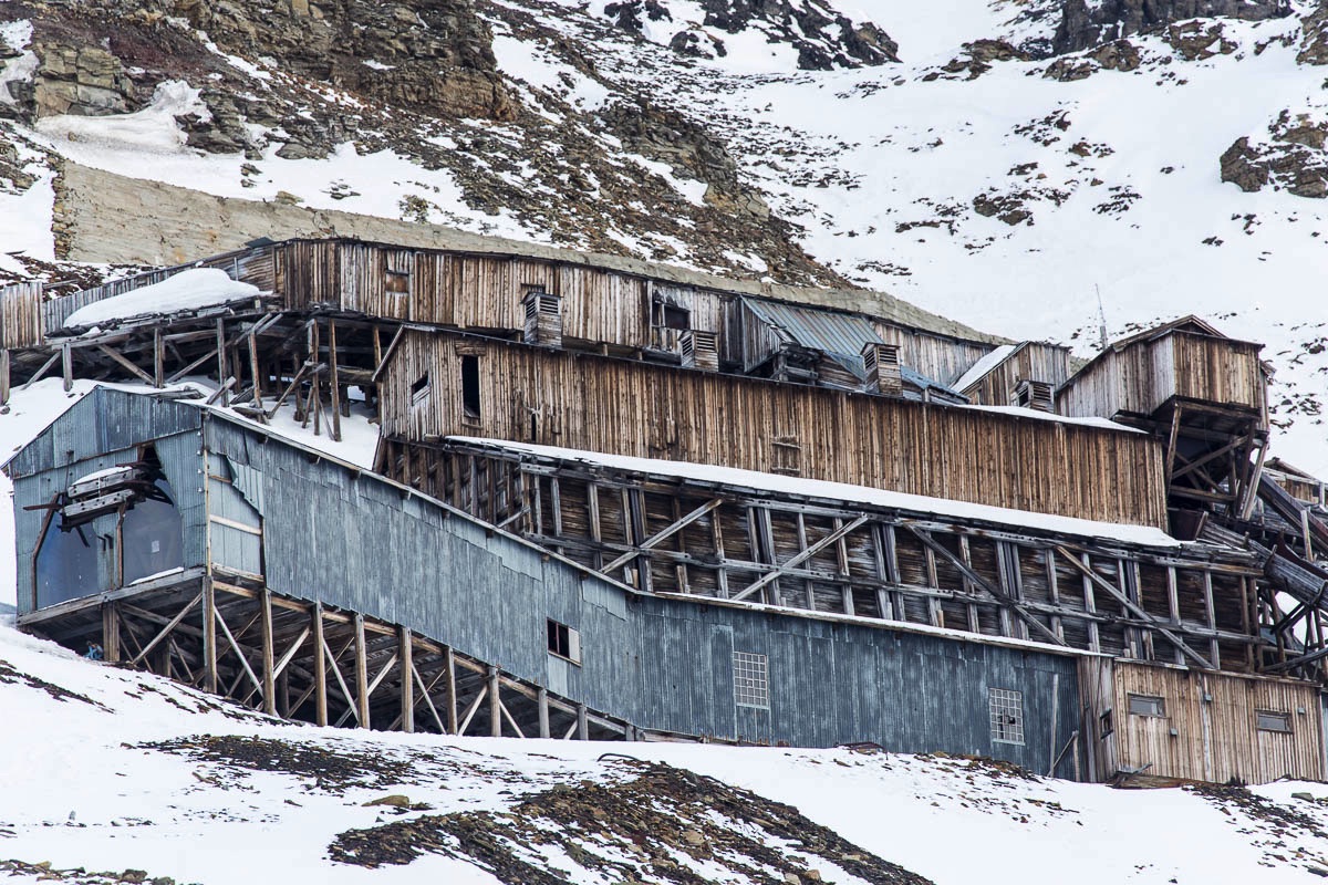 spitsbergen svalbard longyearbyen